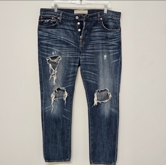 66 GAP 1969 DISTRESSED RELAXED BOYFRIEND JEANS WOMEN'S SIZE 31 - Picture 2 of 10